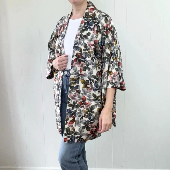 VTG Kimono Haori Traditional Japanese Jacket Silk Pattern Colorful Leaf Print OS - Picture 1 of 16
